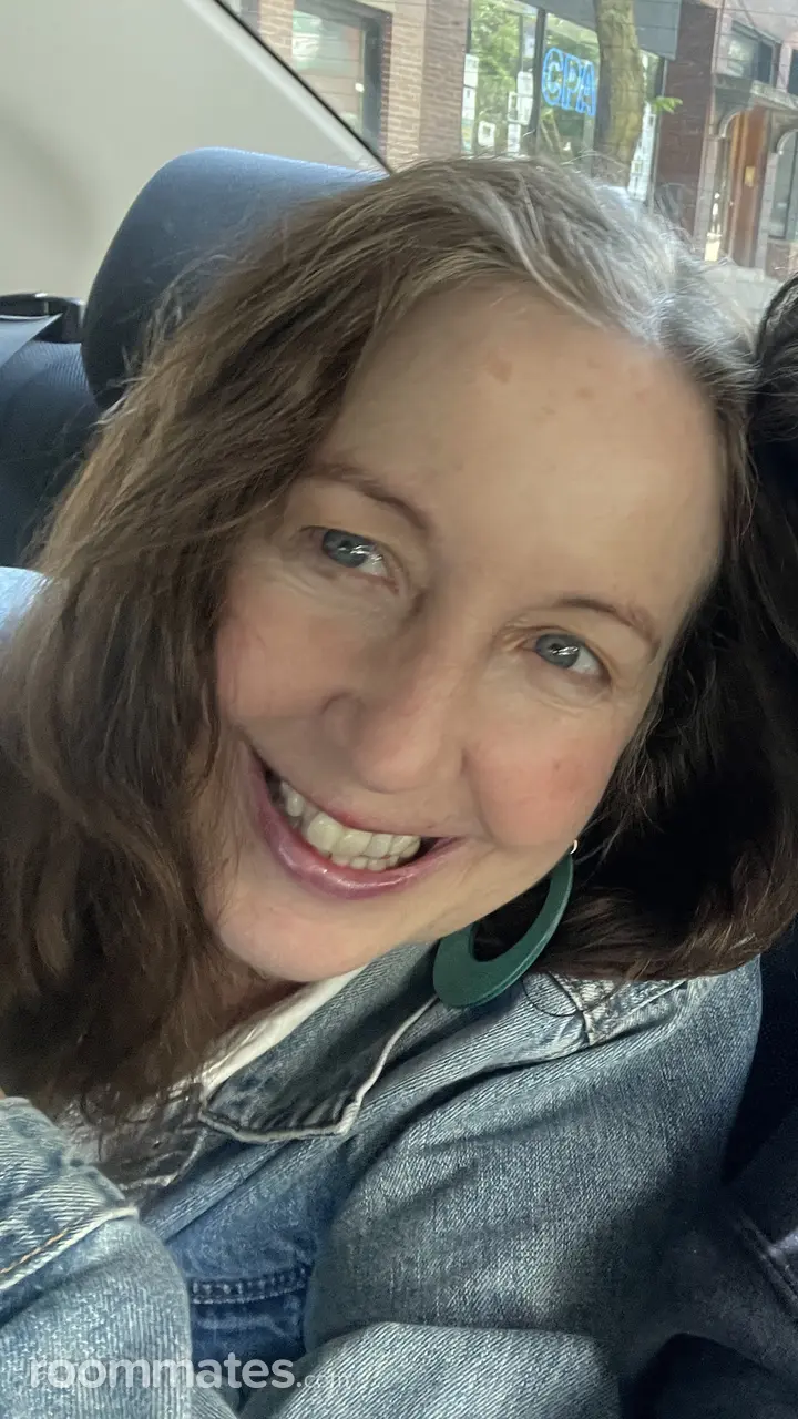 Profile photo 3 of 3