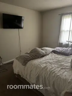 Room for rent in Norfolk, VA $600, house