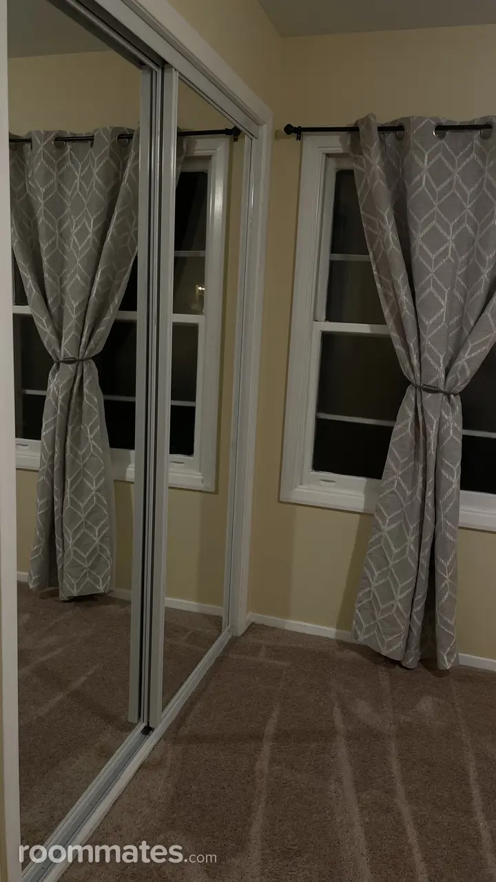 Profile photo 2 of 8