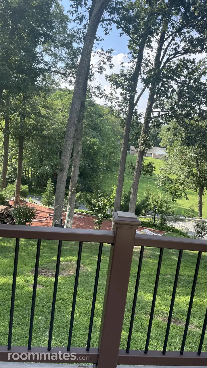 Profile photo 6 of 8