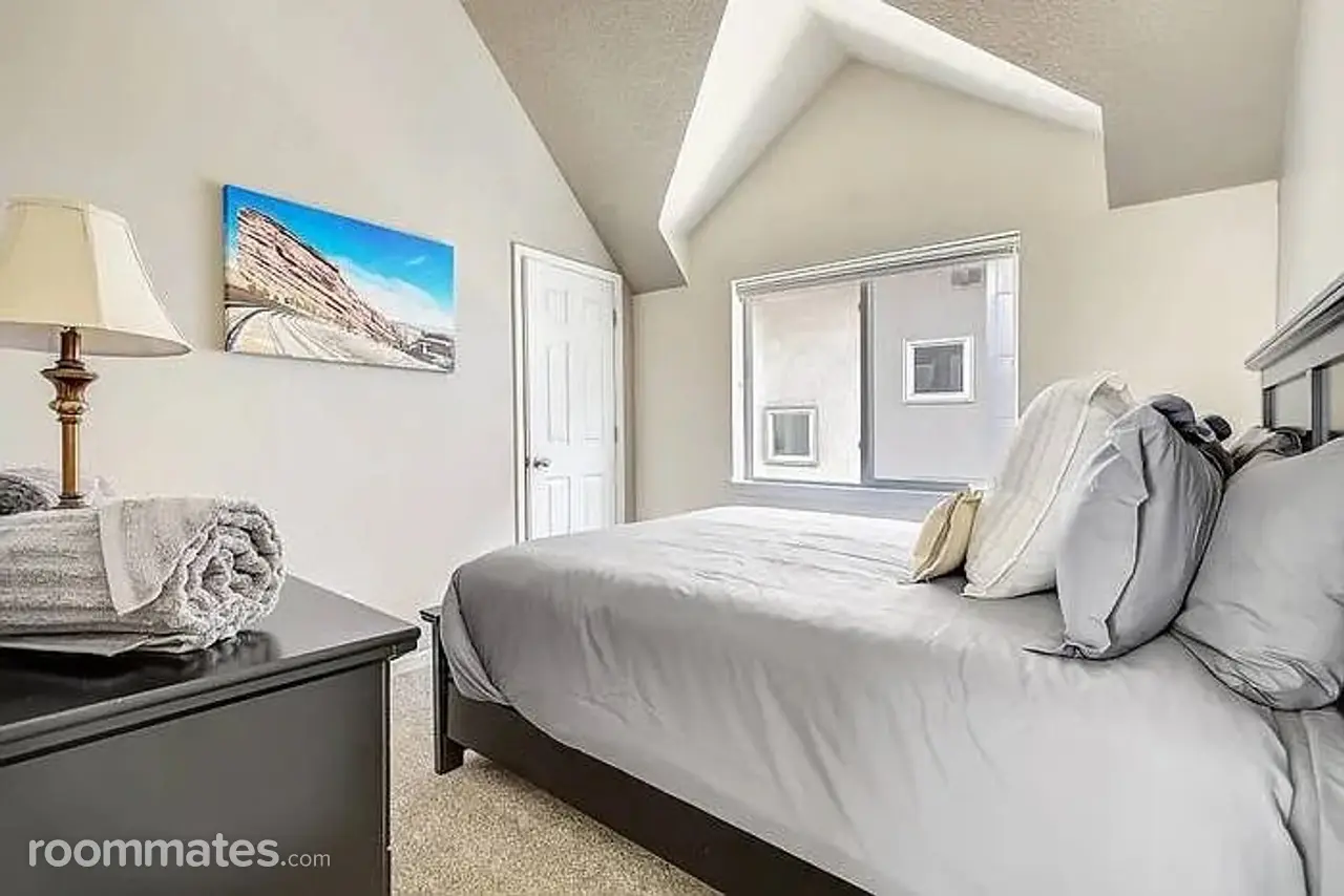 Profile photo 1 of 8