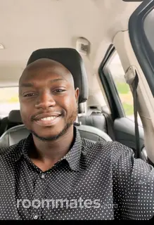 Roommate looking Oceanside, CA, $2000