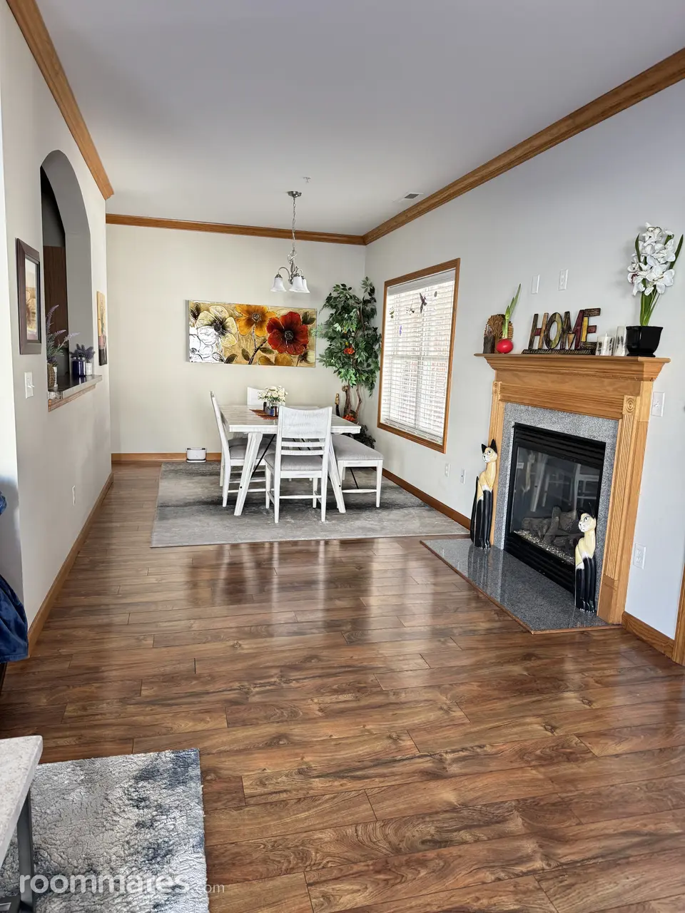 Profile photo 8 of 11