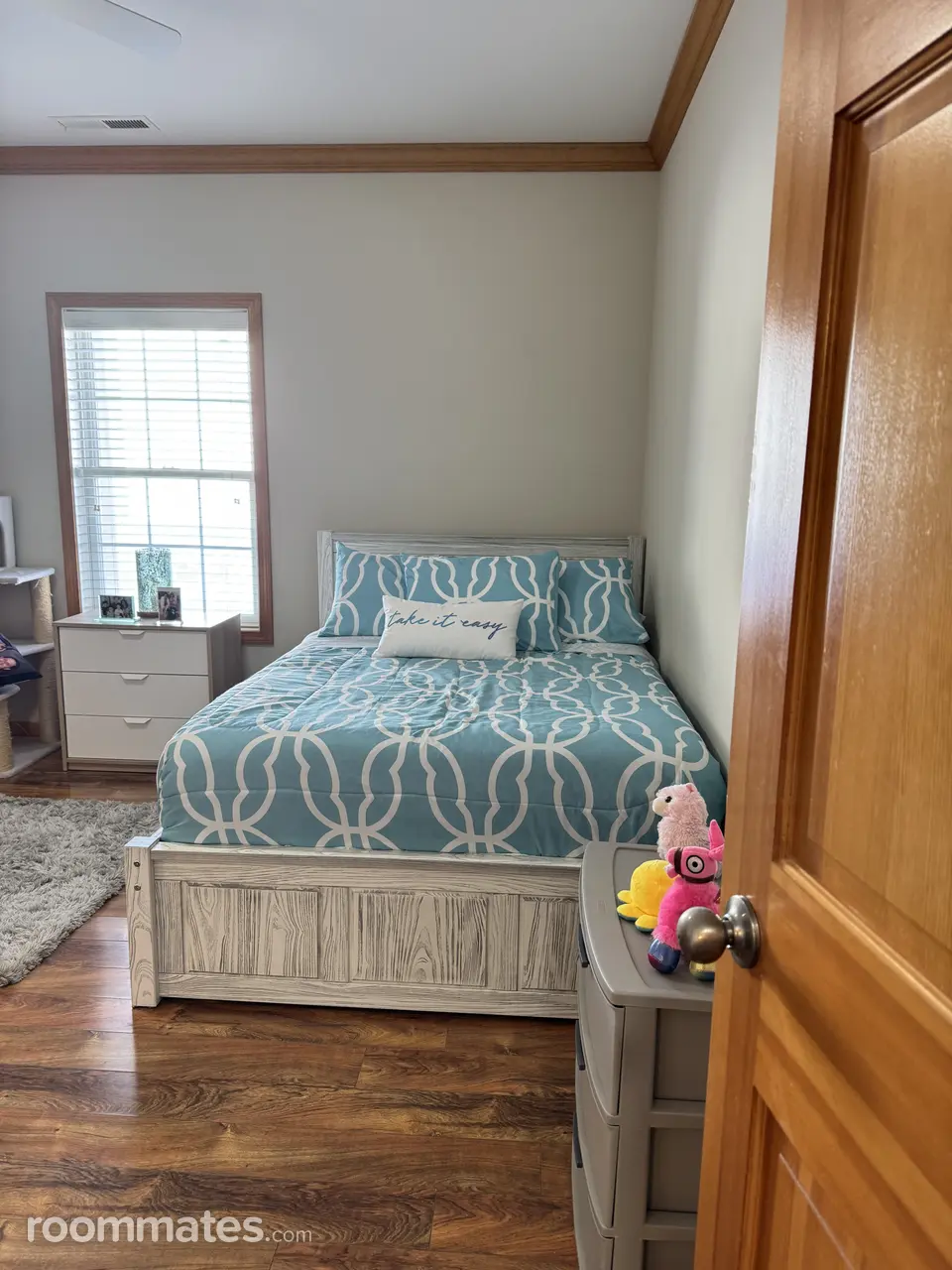 Profile photo 1 of 11