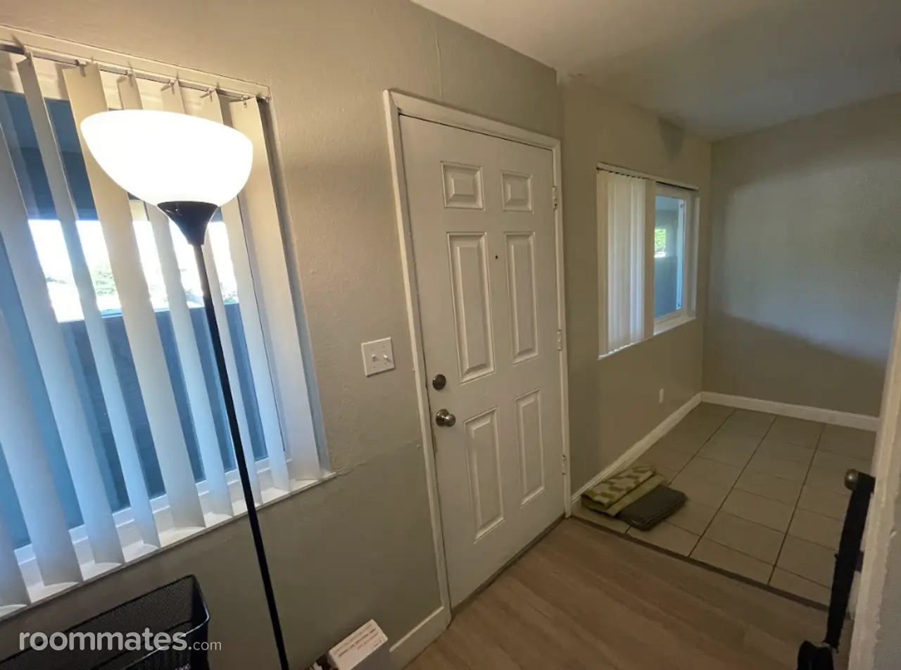 Profile photo 5 of 9