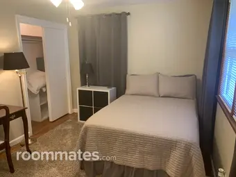 Room for rent in Virginia Beach, VA $900, house