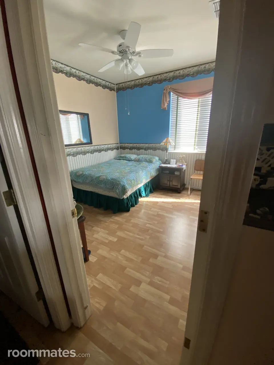 Profile photo 1 of 6