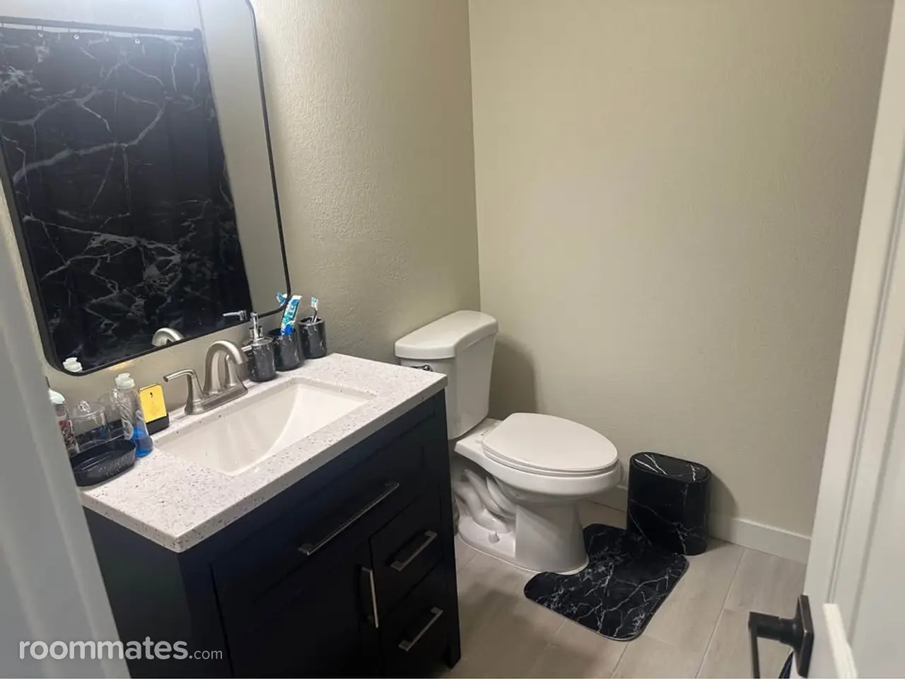 Profile photo 3 of 11