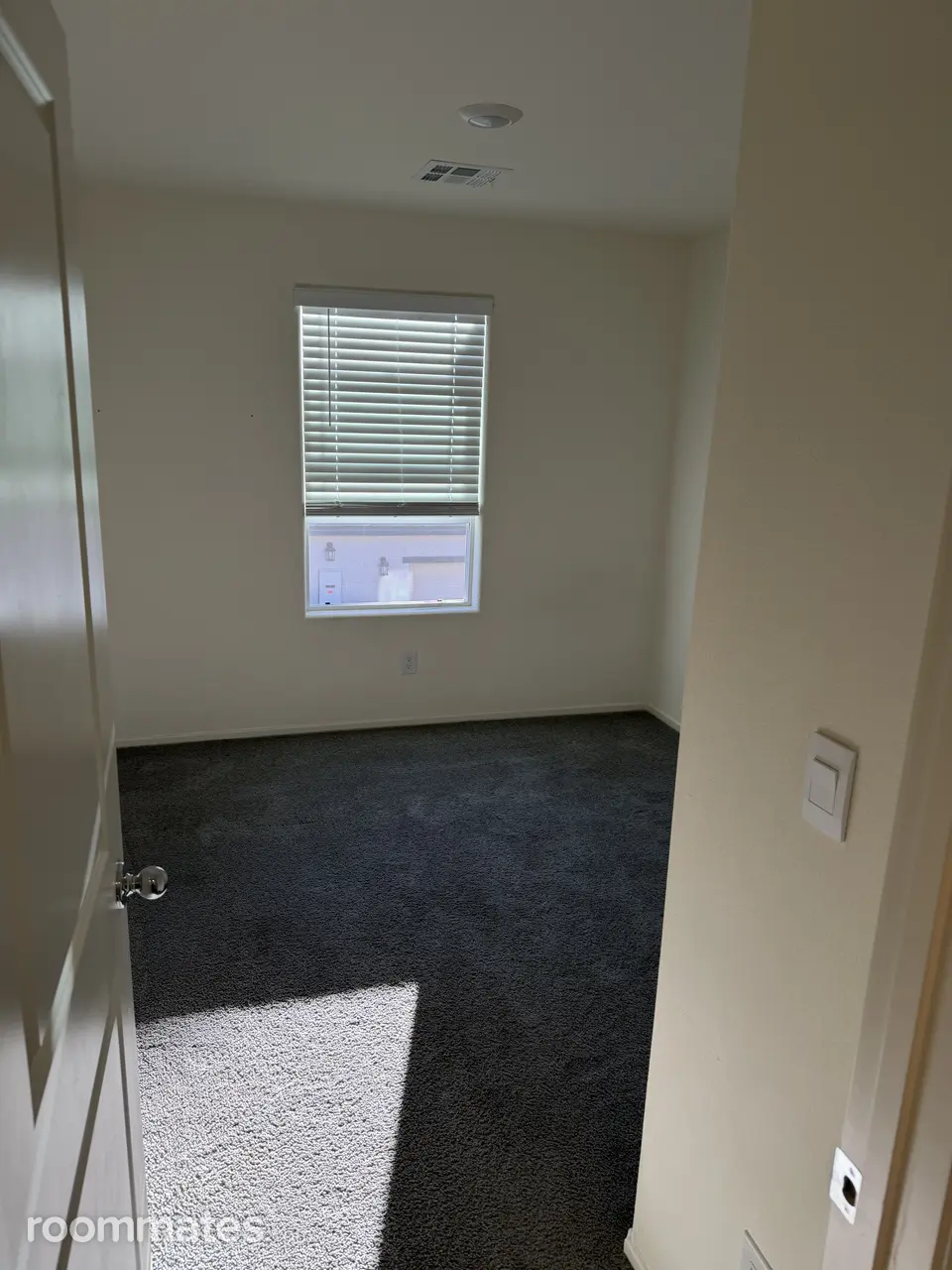 Profile photo 6 of 8