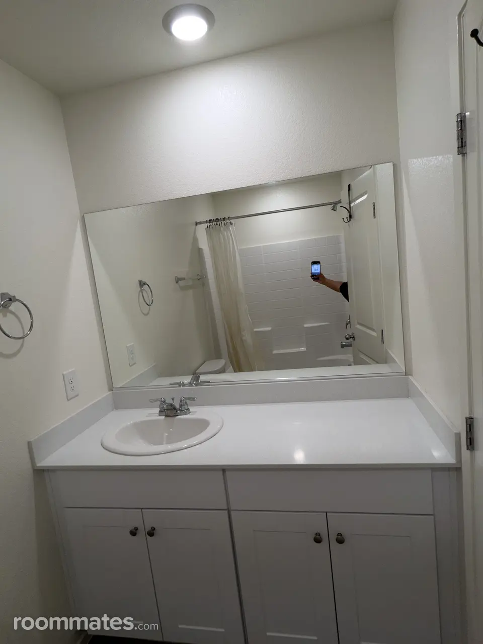 Profile photo 4 of 8