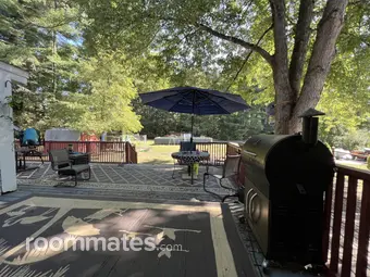 Room for rent in Brookline, NH $1100, house