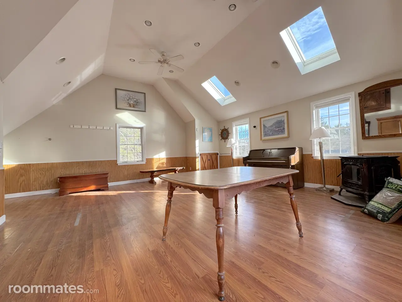 Profile photo 3 of 10