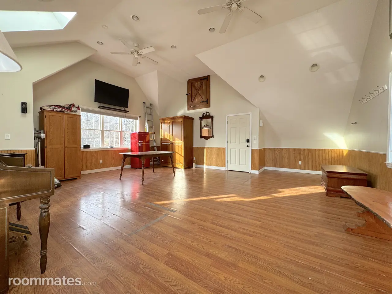 Profile photo 2 of 10