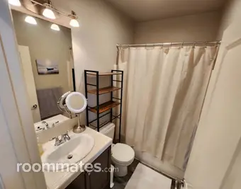 Room for rent in San Marcos, CA $1695, townhouse