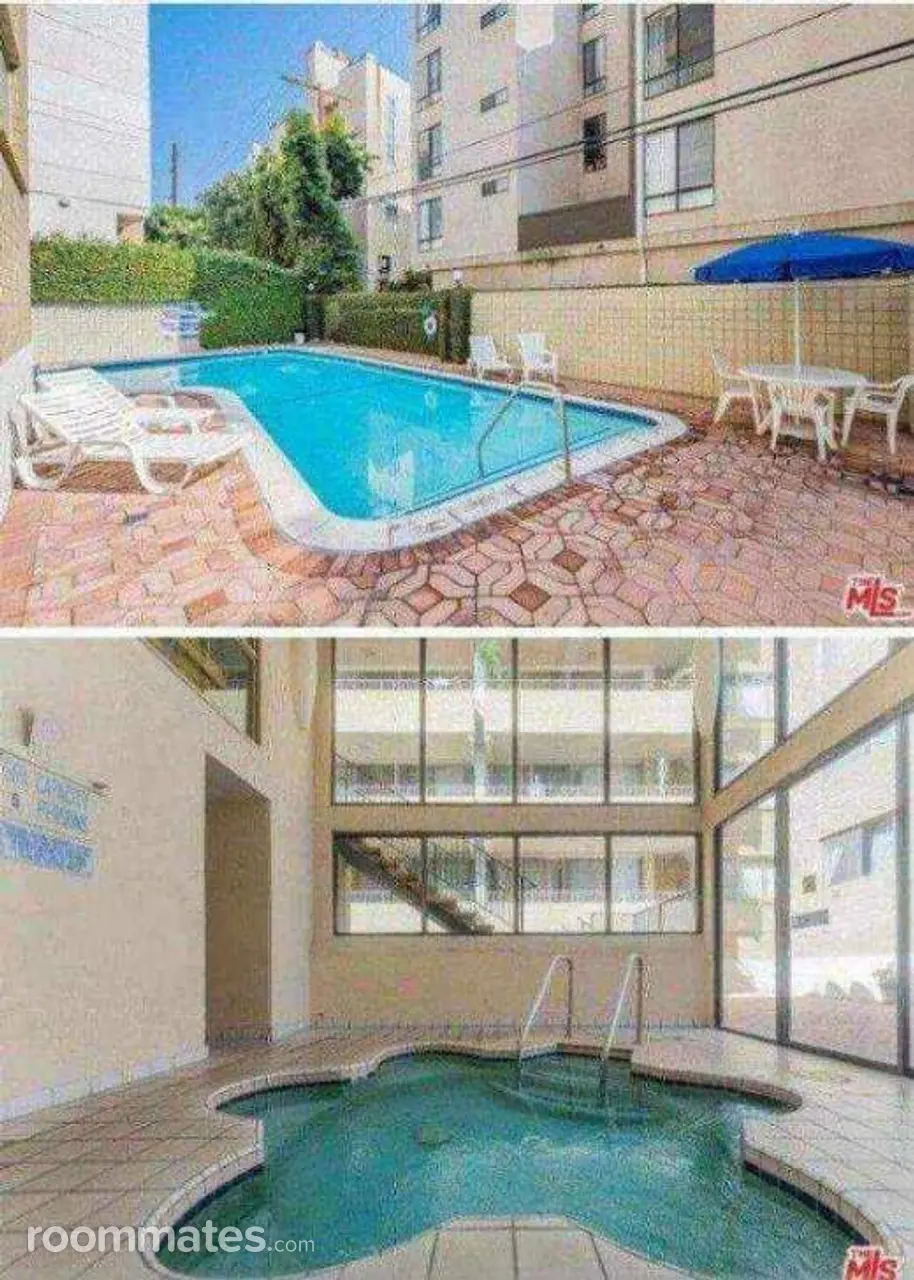 Profile photo 10 of 11