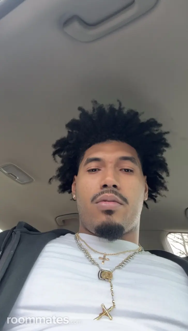 Profile photo 1 of 1