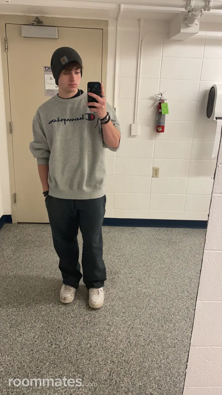 Profile photo 5 of 5