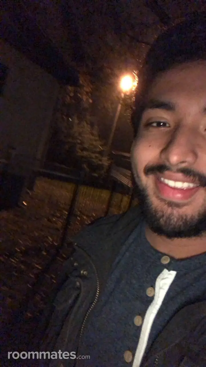 Profile photo 7 of 7