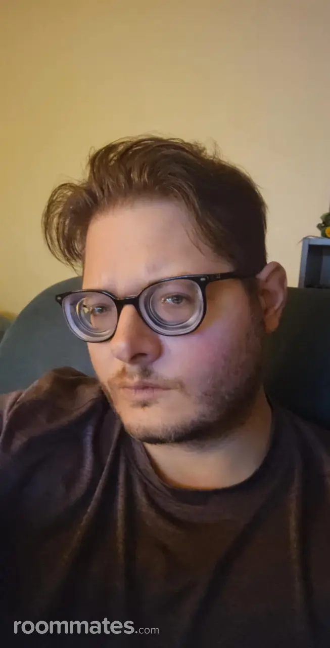 Profile photo 14 of 14