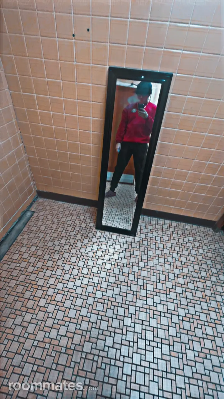 Profile photo 5 of 5