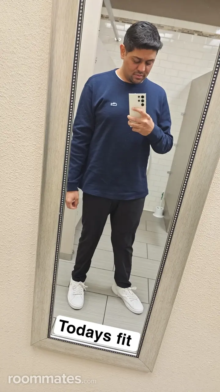 Profile photo 1 of 1