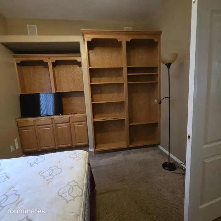 Room for rent in Mesa, AZ $800, house