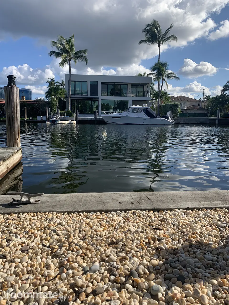 Profile photo 1 of 2