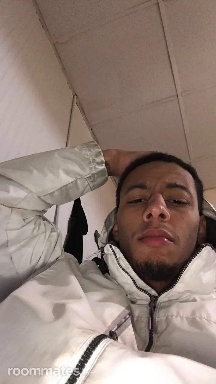 Profile photo 1 of 1