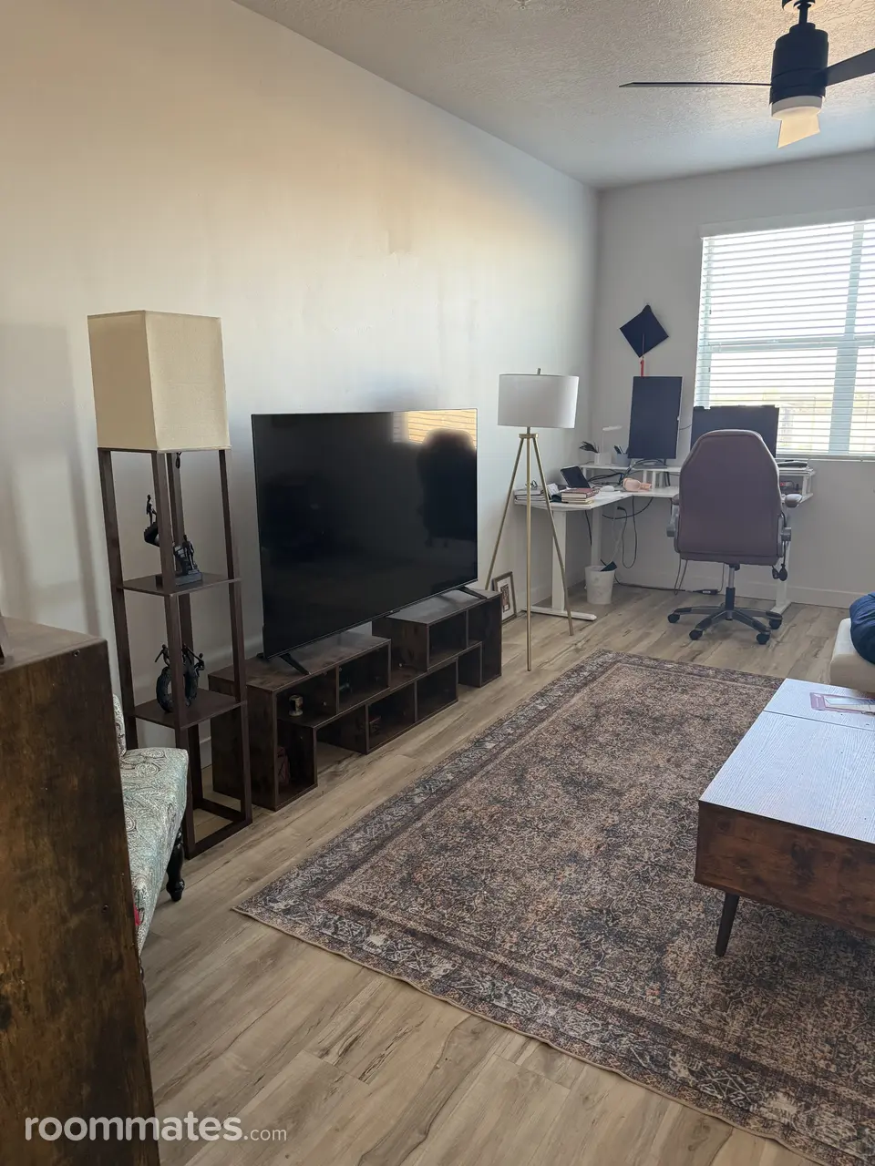 Profile photo 7 of 8