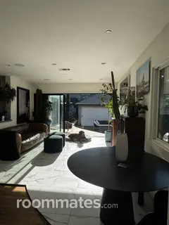 Room for rent in Glendale, CA $1500, house