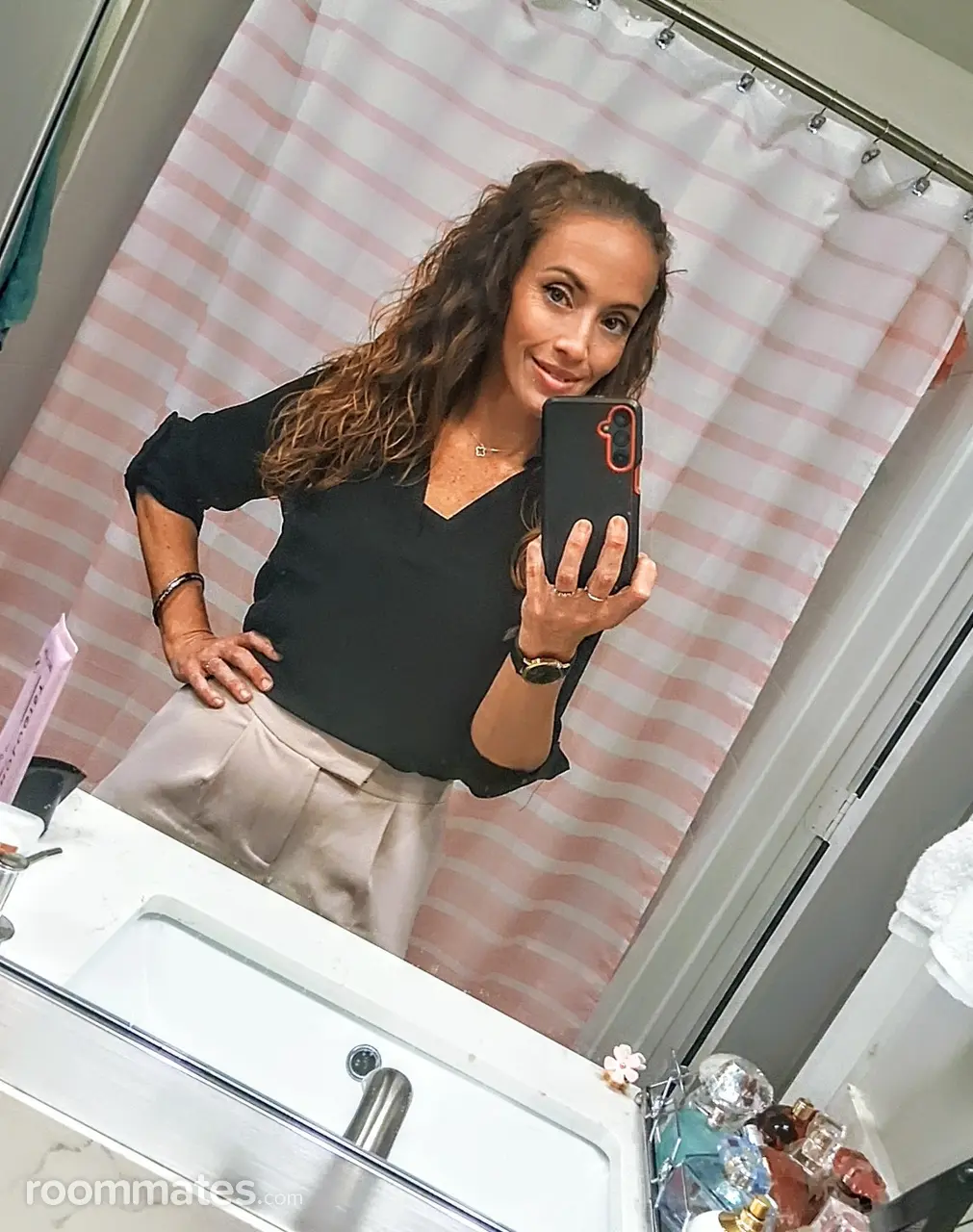 Profile photo 3 of 4