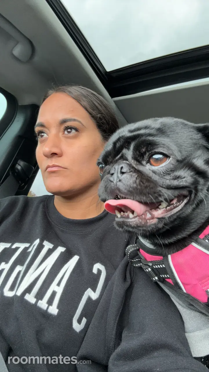 Profile photo 3 of 4