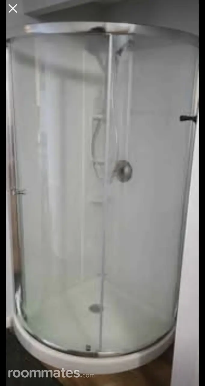 Profile photo 6 of 10