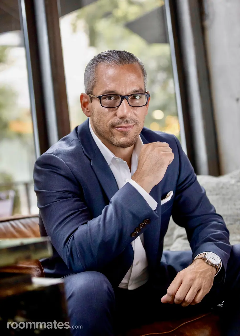 Profile photo 1 of 1