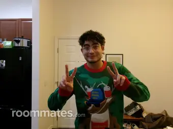 Roommate looking Westerly, RI, $1000