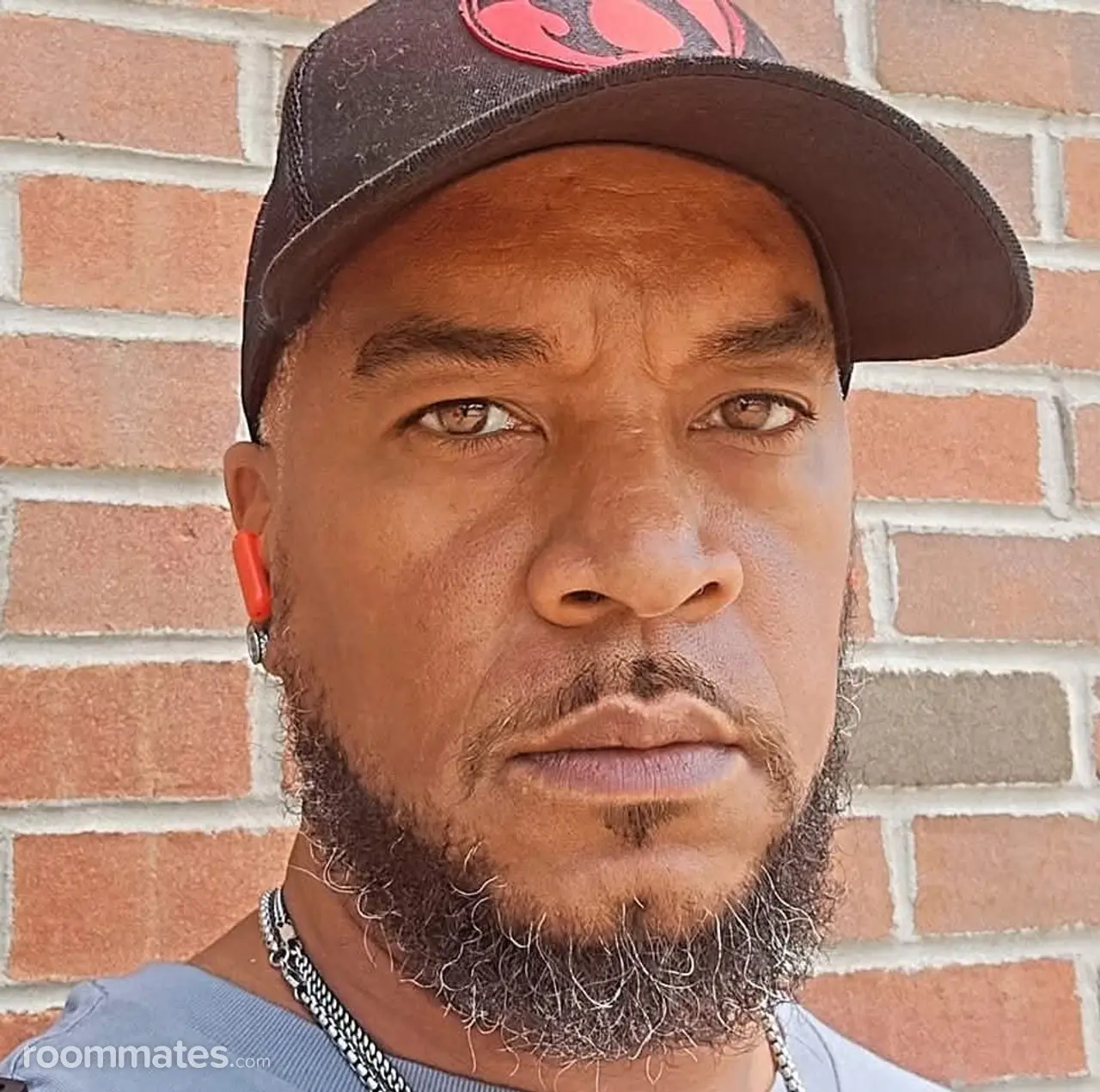 Profile photo 5 of 6