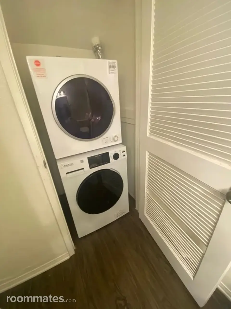 Profile photo 1 of 14