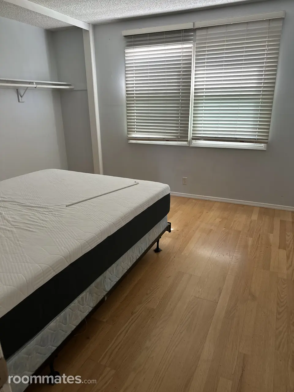 Profile photo 3 of 4