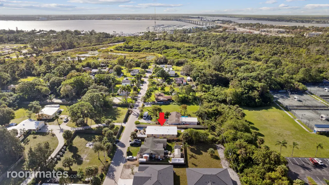 Profile photo 9 of 11