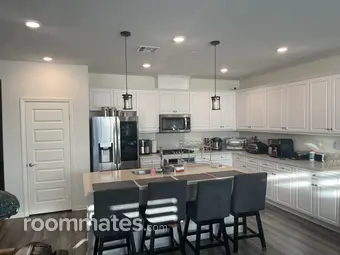 Room for rent in Murrieta, CA $1200, house