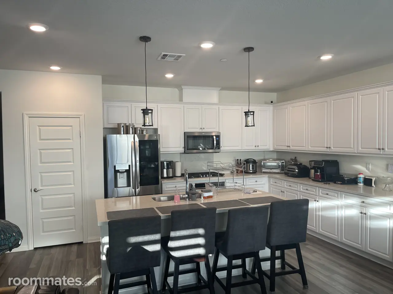 Profile photo 5 of 11