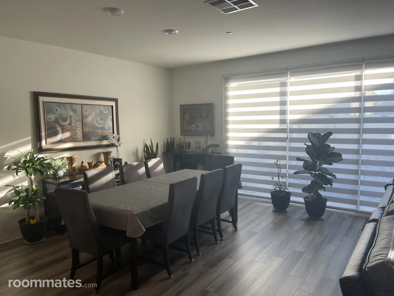 Profile photo 4 of 11