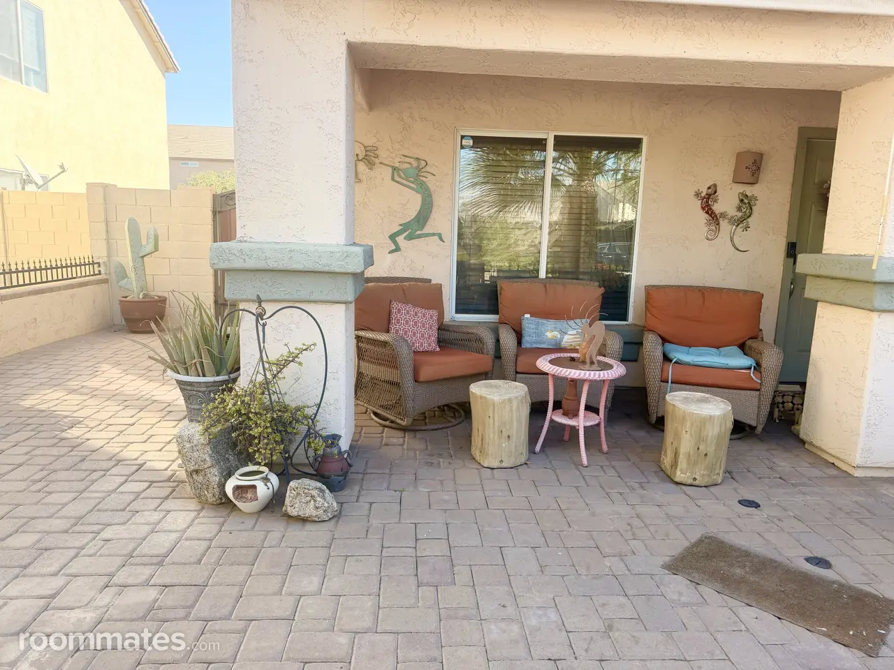 Profile photo 10 of 11