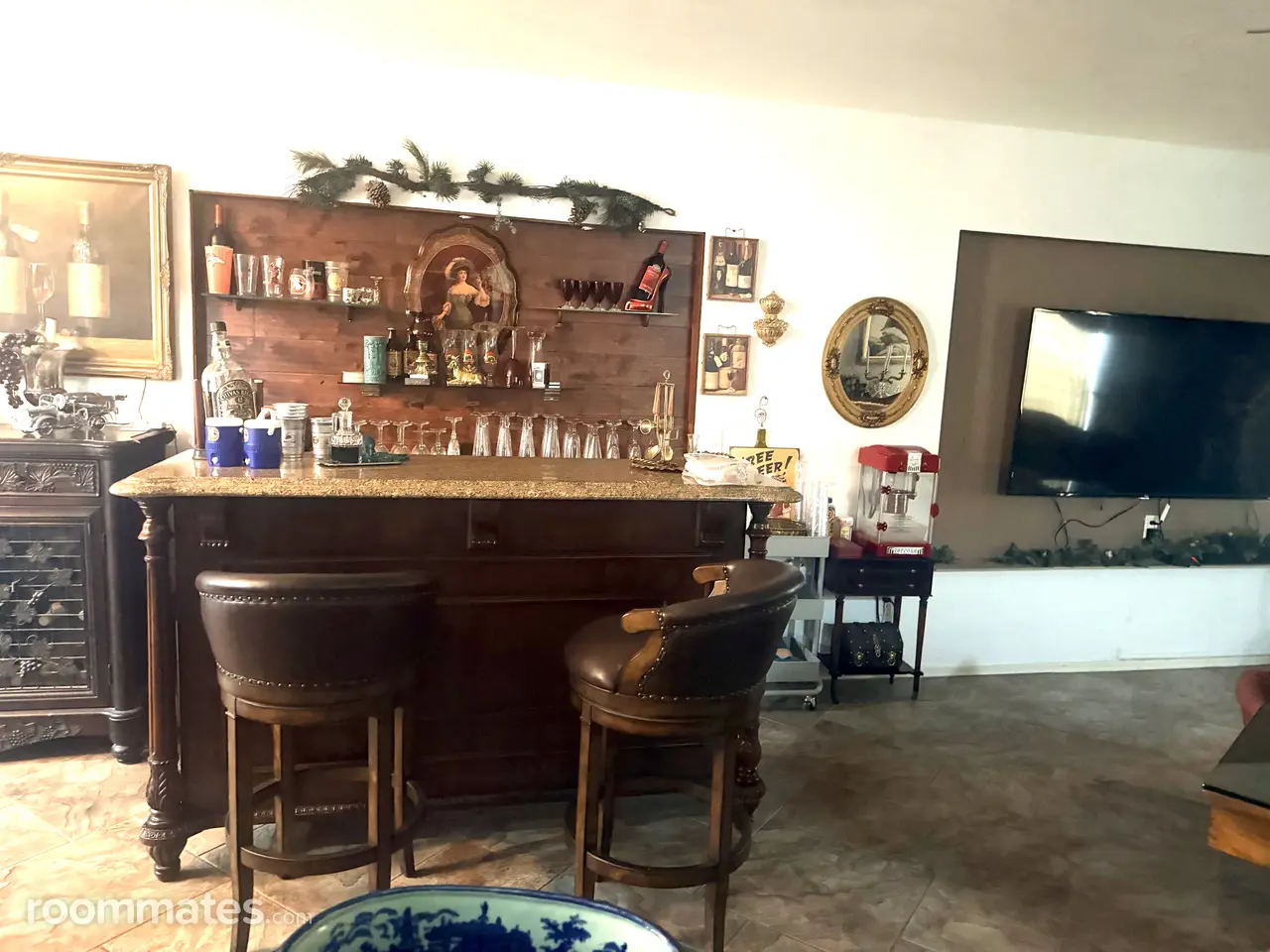 Profile photo 7 of 11