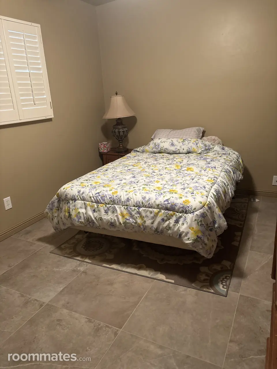 Profile photo 1 of 4