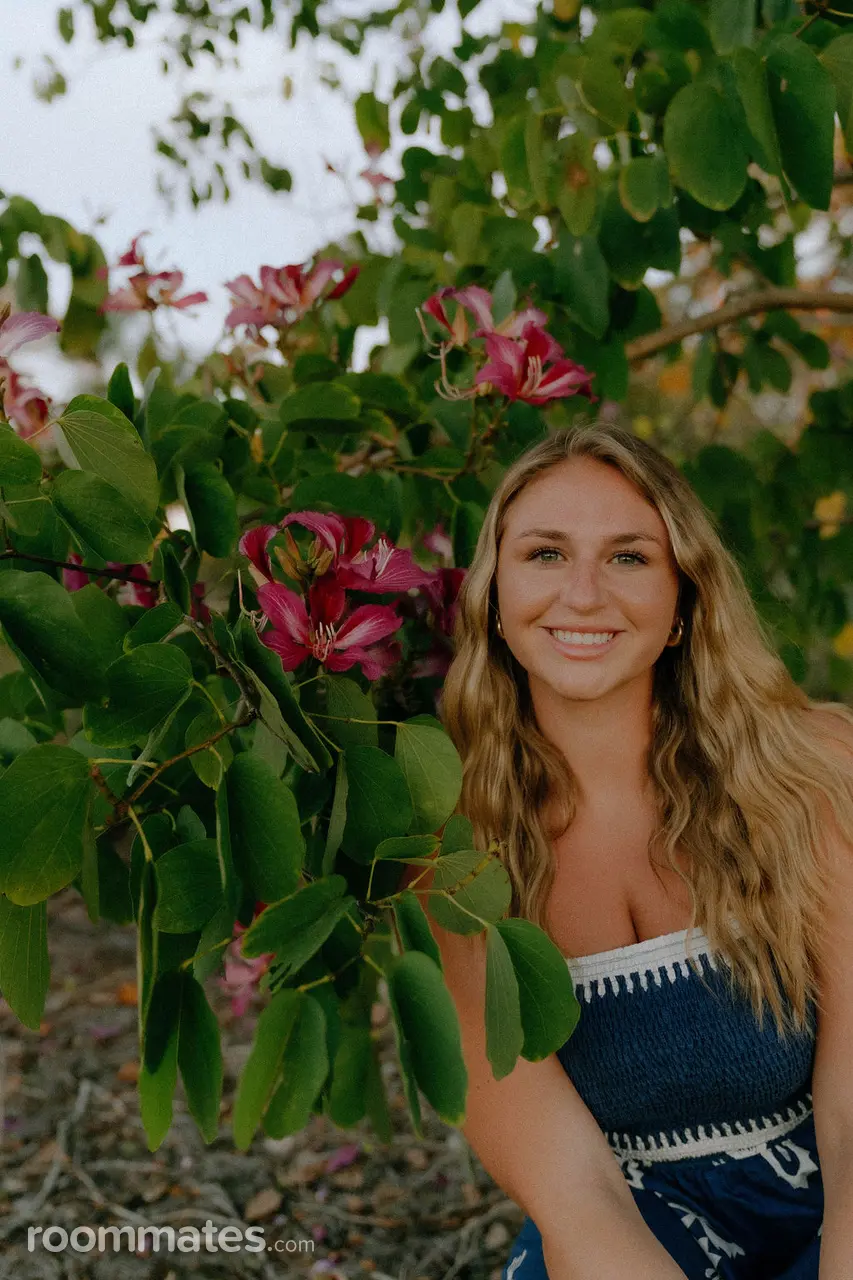 Profile photo 1 of 1