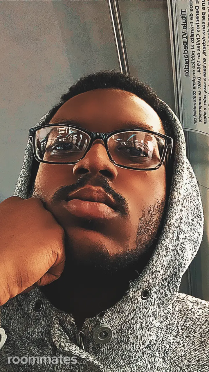 Profile photo 1 of 1