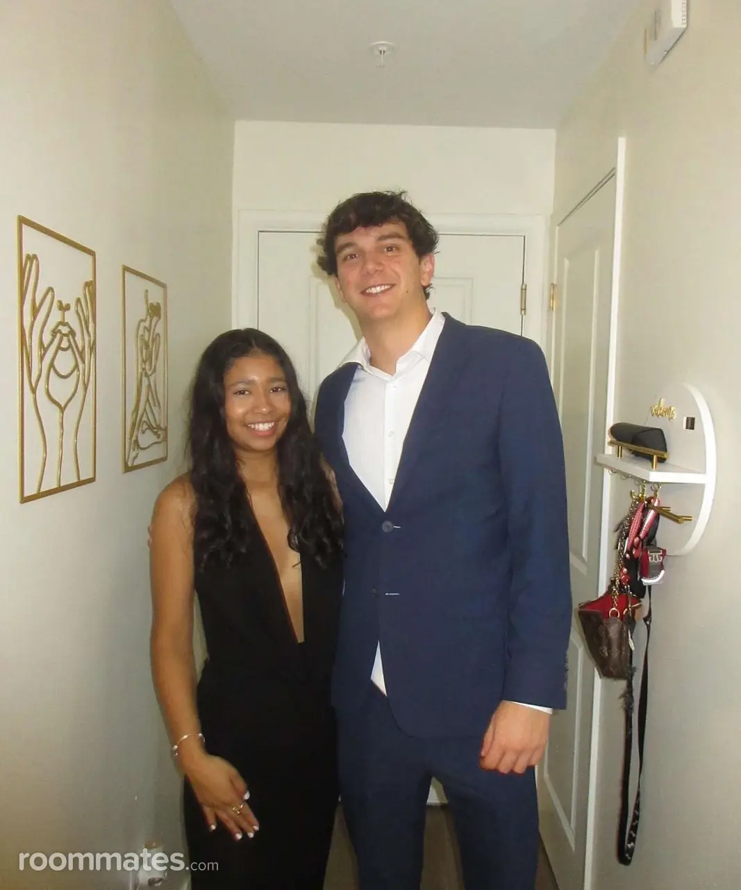 Profile photo 8 of 8