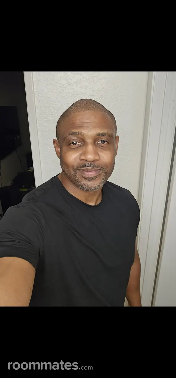 Profile photo 1 of 1