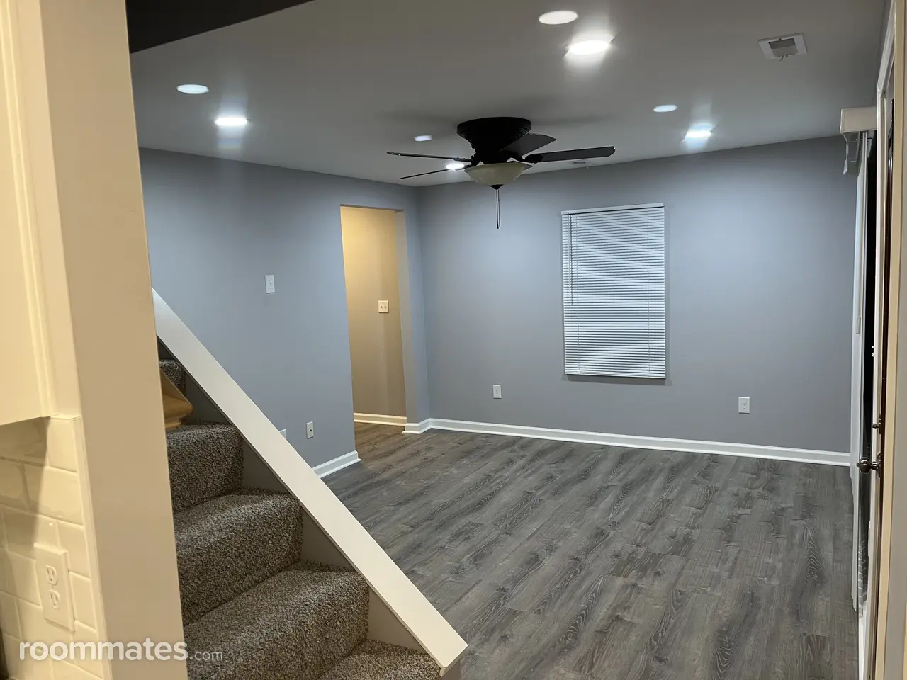 Profile photo 6 of 11